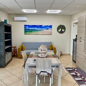 appartamento-casa-crispino-mansarda-n4-per-3-persone.hotels-amalfi.com/