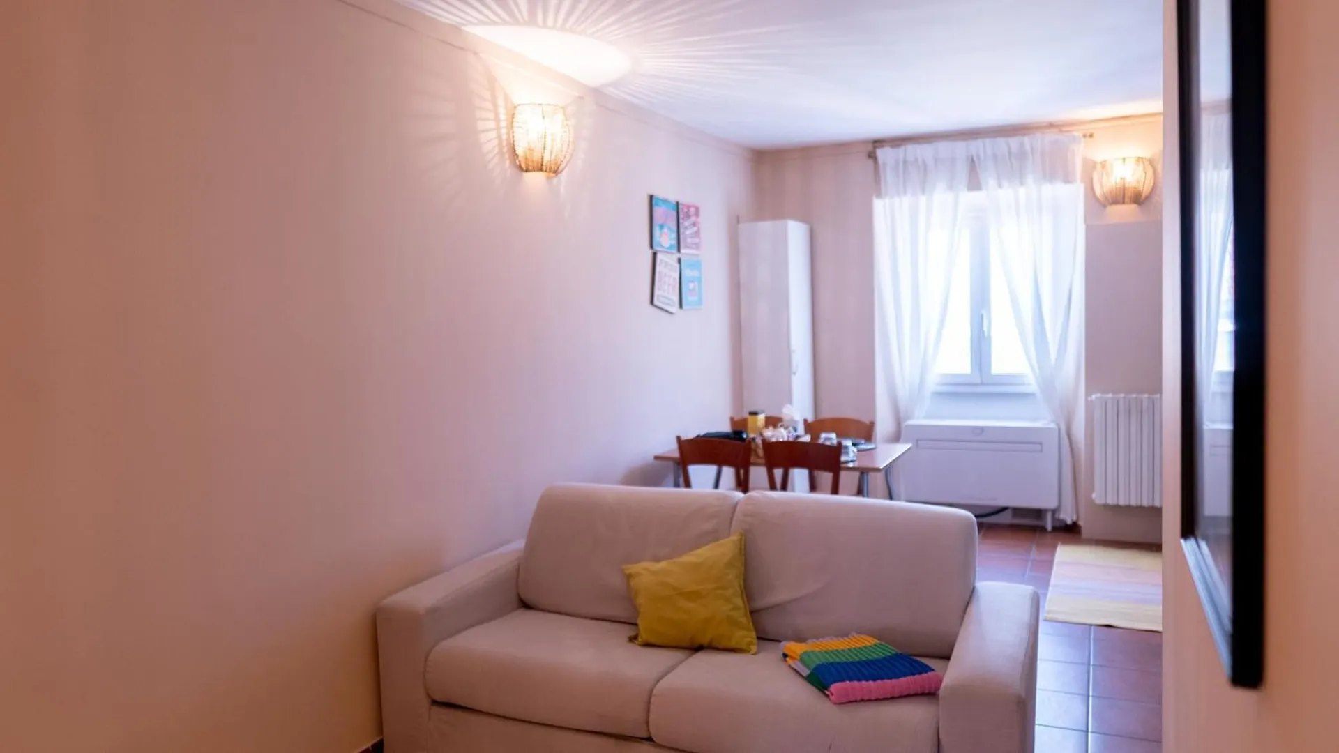 Сasa de vacaciones Casa Bonnie, Nuovo Accogliente Appartamento Nel Centro Di Milano
